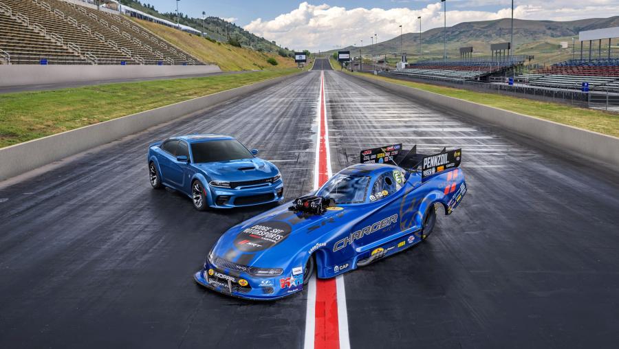  Dodge Charger SRT Hellcat Widebody Funny Car 2019 года  (фото 2 из 3)